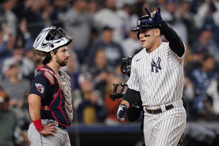 New York Yankees and Red Sox ready for rivalry as NY Mets are sinking