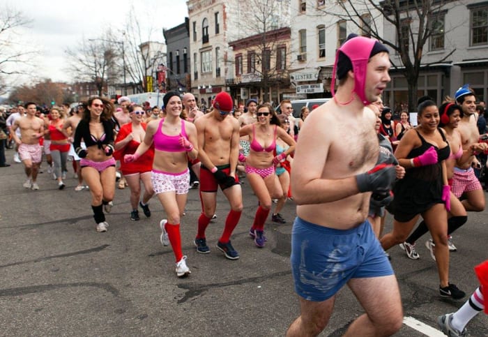 These Two Cities In Florida Are Hosting An ''Underwear'' Race For  Valentine's Day - Narcity