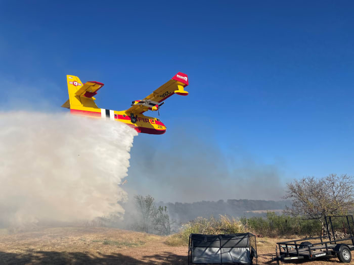 Drone nearly collides with helicopter fighting Texas wildfire, prompting forest service plea to the public - Vimarsana News