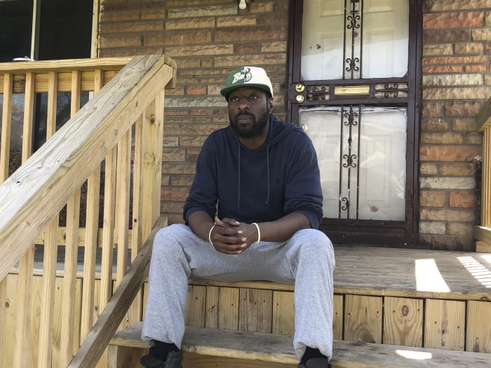 Detroit enclave city built on auto industry struggles under $20M water debt