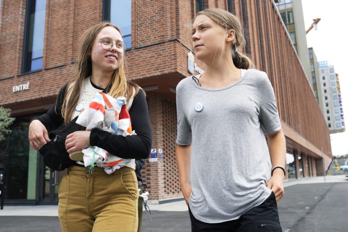 Greta Thunberg makes surprise appearance at Glastonbury festival, Greta  Thunberg