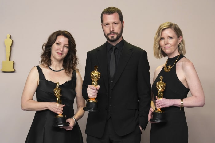 Best Documentary Award for "20 Days in Mariupol"