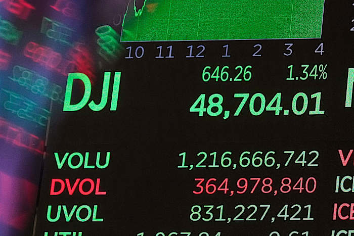 5 Smart Ways to Diversify Your Portfolio in 2026