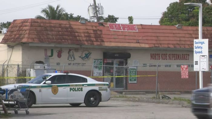 Authorities search for man after machete attack in Miami-Dade