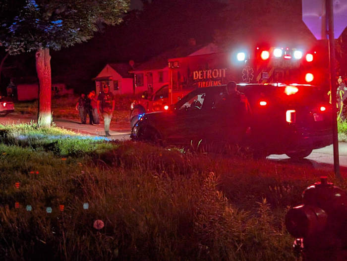 Child injured, man killed in shooting on Detroit's west side