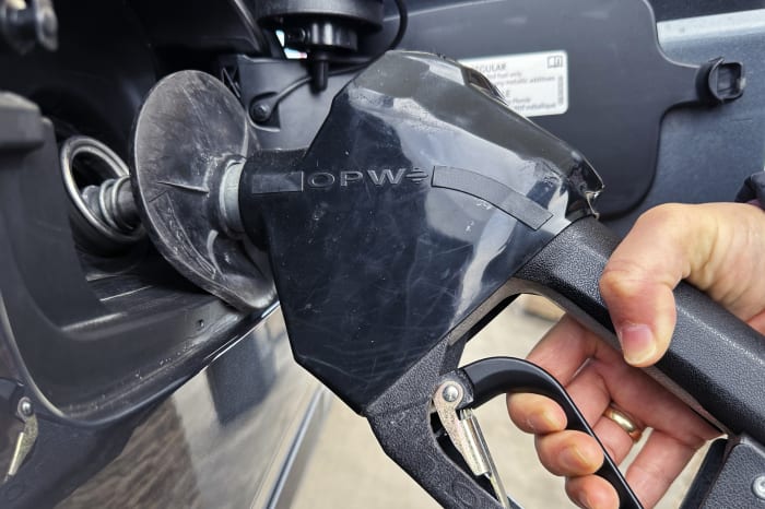 Local 76 gas station in Appomattox to offer $0.76 gas on Saturday