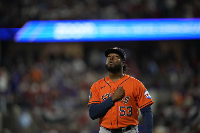 Astros pound 4 homers, with a pair by Abreu, to rout Twins 9-1 and