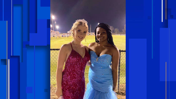 South Carolina Teen Becomes School's First Black Homecoming Queen