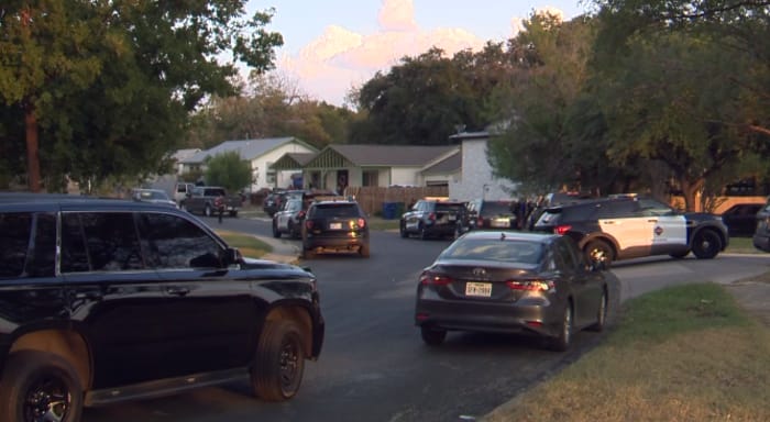 San Antonio police shoot 27-year-old aggravated robbery suspect on Southeast Side - Vimarsana News