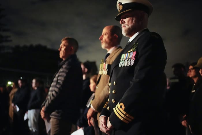 Australians and New Zealanders recall war dead on Anzac Day