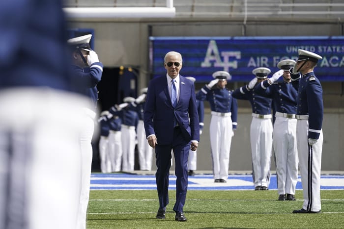 Biden trips after speech at US Air Force Academy graduation ceremony in Colorado - Vimarsana News