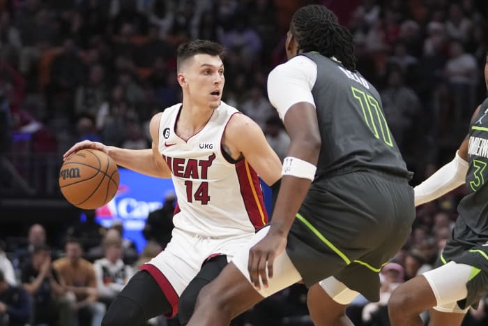 NBA playoffs - The Miami Heat's Duncan Robinson steps into the sunlight -  ESPN