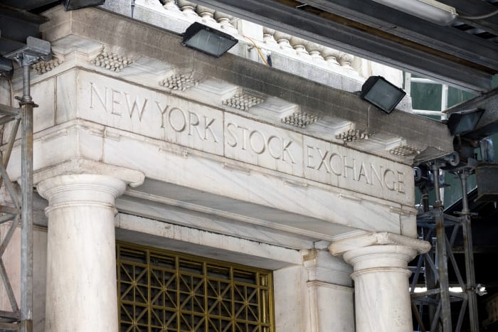 Stock market today: Stocks edge higher on Wall Street in muted trading