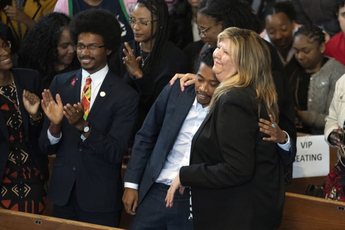 Nashville council to vote on restoring ousted state lawmaker