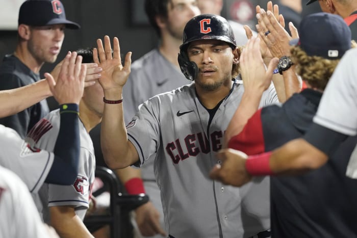 Josh Naylor caps off a SIX-RUN 9th inning with a slam to tie the