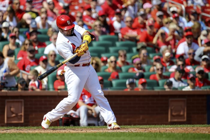 Cardinals rally for 7-5 win over the Cubs to split London series