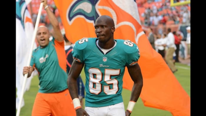 Ex-NFL star Chad Johnson leaves $1,000 tip at Broward restaurant