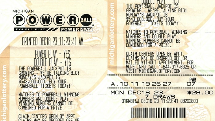 Powerball jackpot climbs to $1.9 billion, 1 Florida ticket won $1M