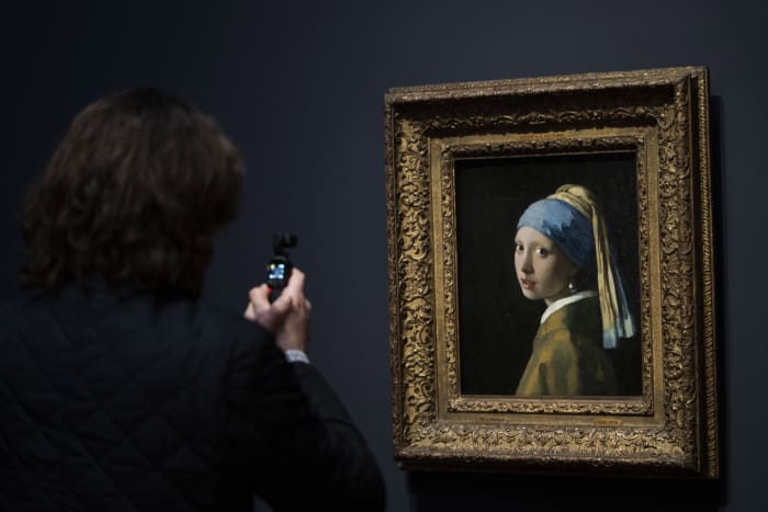 In het Rijksmuseum in Amsterdam is een blockbuster Vermeer-tentoonstelling te zien