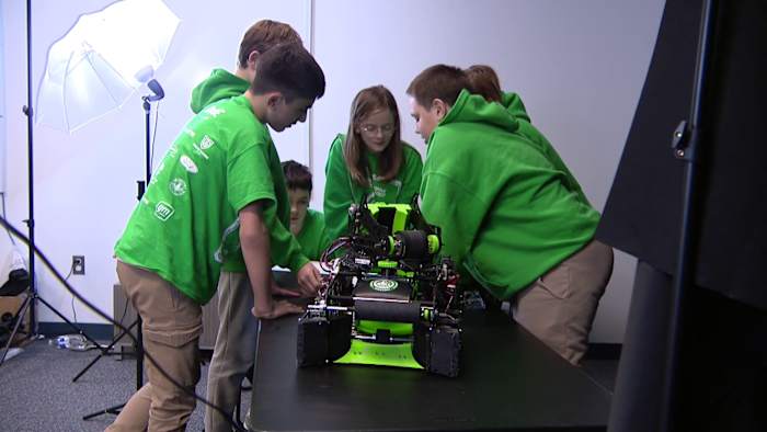 Ferndale middle school robotics team to head to World Championship after back-to-back state titles