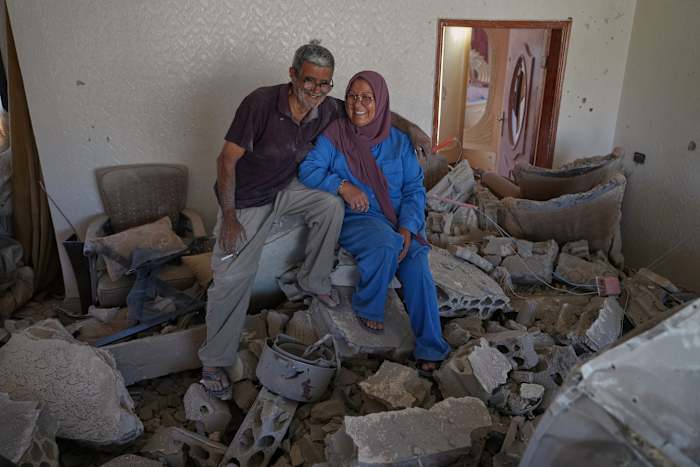 Image linked from the original feed: This Lebanese couple is among those returning to shattered homes under US-brokered deal with Israel