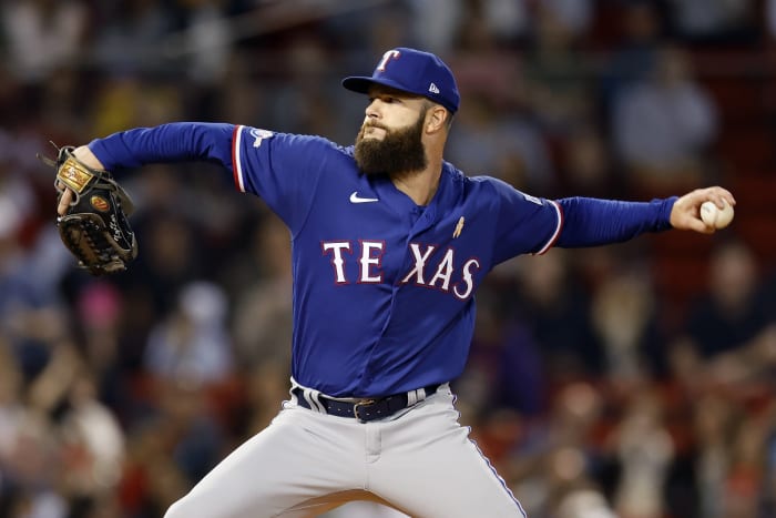 Miller homers vs King, Rangers top Yanks 4-2 to split DH