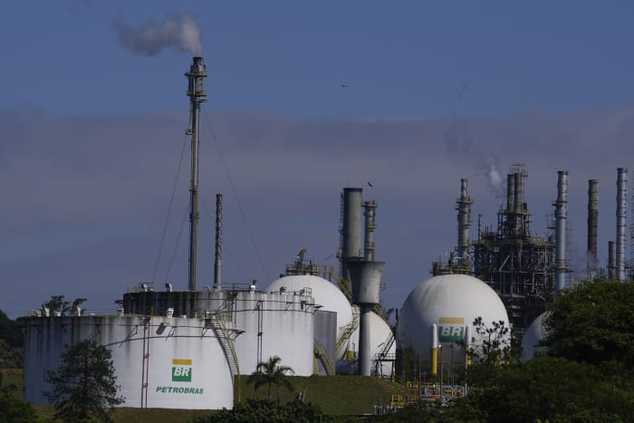 At UN Climate talks, oil companies pledge to combat methane; Environmentalists call it "smokescreen"