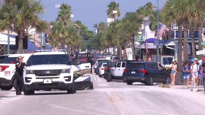 Police take zero-tolerance approach to New Smyrna Beach holiday crowds