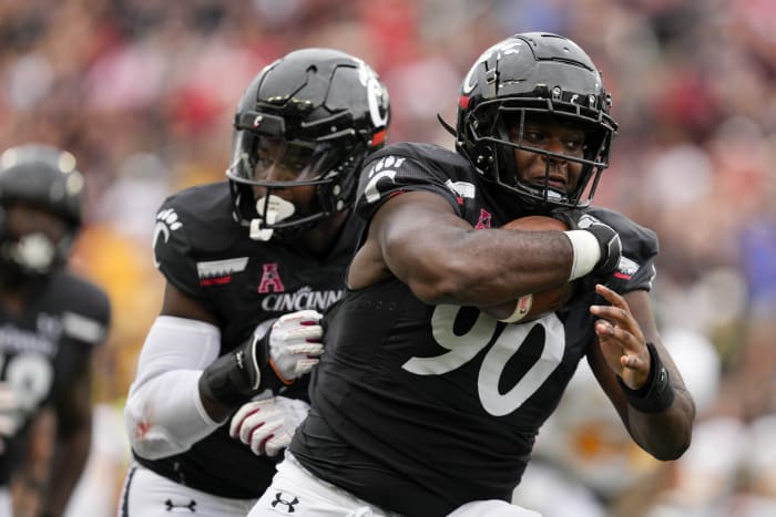 STAT WATCH: Bearcats' 11 sacks ties most in FBS in 3 years