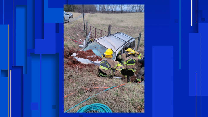 One airlifted after being trapped in van following Campbell Co. crash - Vimarsana News