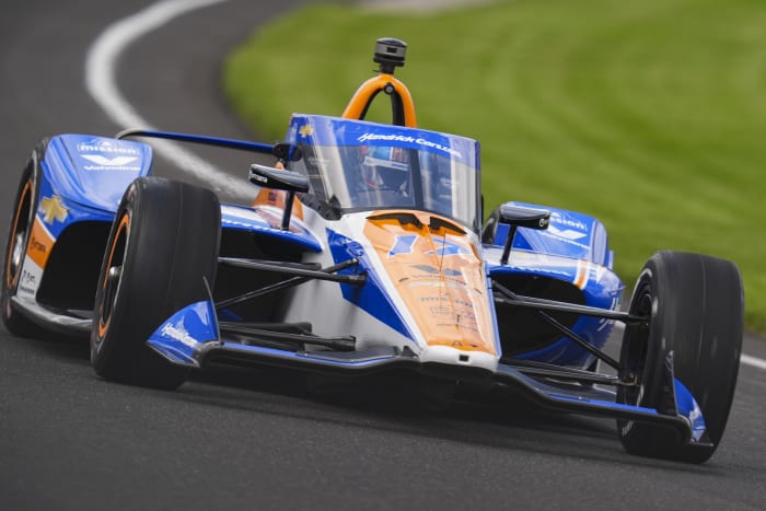 NASCAR star Kyle Larson to shoot for the Indianapolis 500 pole after blistering qualifying run