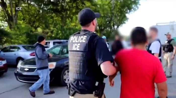 Immigrant advocates, Democratic lawmakers urge public to speak out against ICE agents in Central Florida