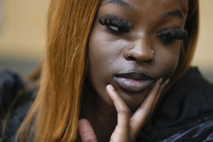 An Oregon teen saw 3 people die after sliding on ice into a power line. Then she went to help.
