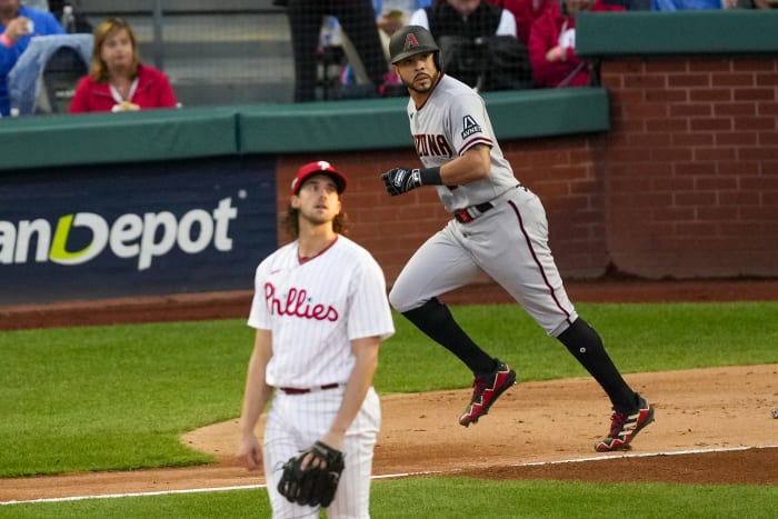 Joey Gallo (2 HRs) powers Twins past Phillies