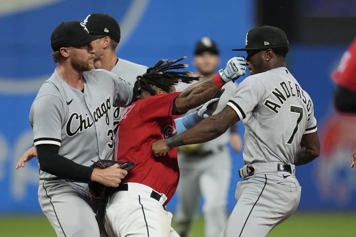 Josh Naylor carted off with severe injury after collision - MLB