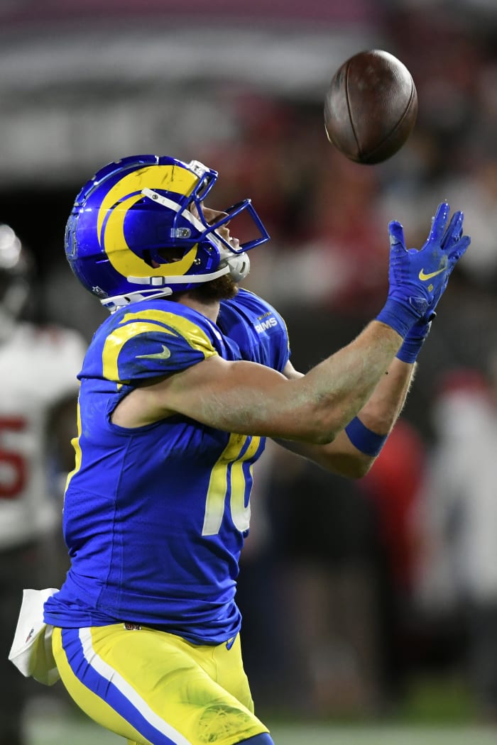 Rams stamp themselves as true Super Bowl contenders by blowing out  Buccaneeers