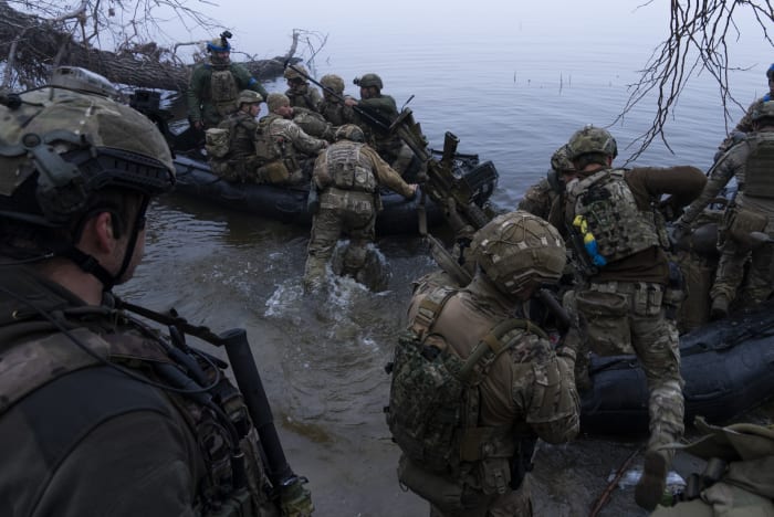 The UK and France reiterate that Russia's invasion of Ukraine must end in failure as US aid falters
