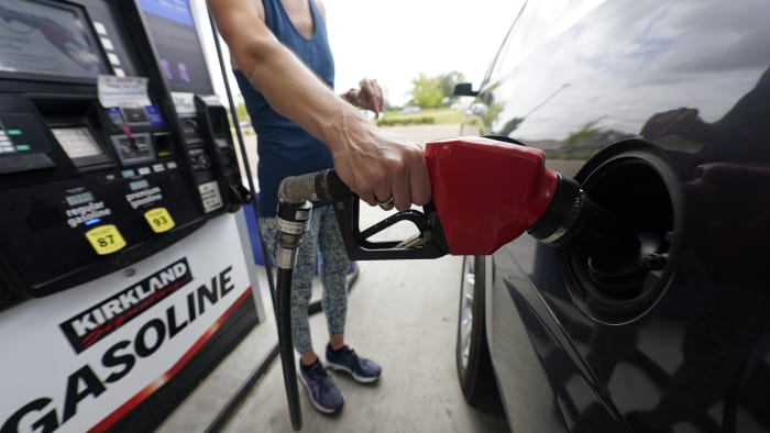 Georgia’s gas tax holiday ends, prices could reach more than $3 a gallon