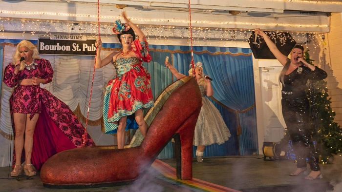 Florida’s New Year’s Eve drops: From oranges to drag queens, how cities ring in the New Year with unique flair