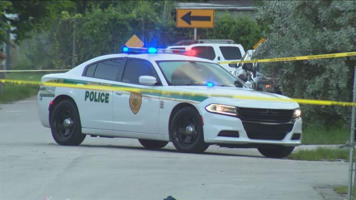 Police: Man dies after being shot in northwest Miami-Dade