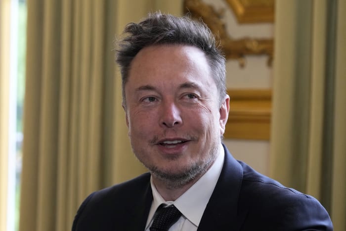 Elon Musk's 'historic' Twitter event with Ron DeSantis struggles with technical glitches