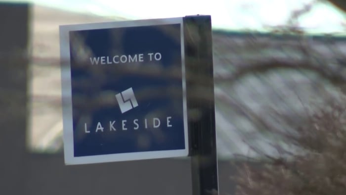 An ode to Lakeside Mall, the forgotten crown jewel of Michigan’s shopping malls