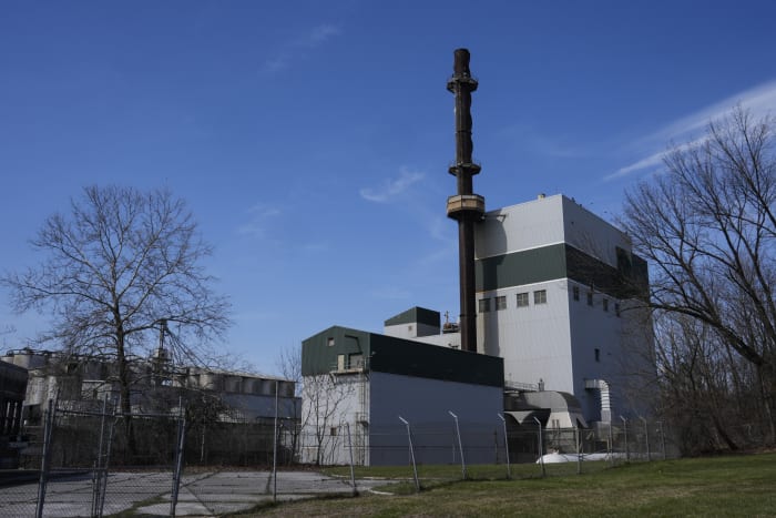 Pennsylvania governor announces plan to fight climate change in his major energy-producing state - Vimarsana News