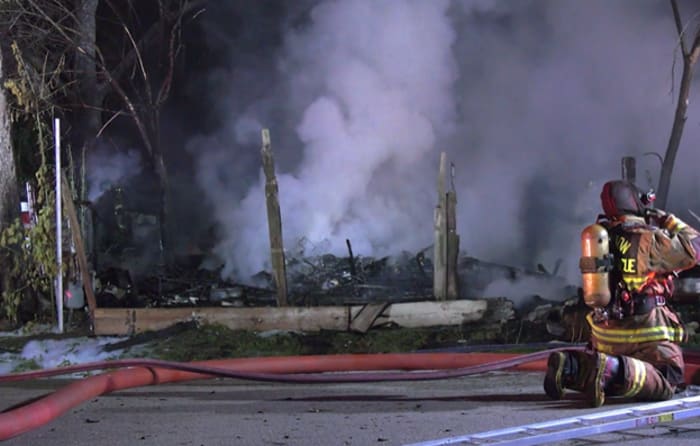 2 dead 2 injured after multiple mobile homes allegedly catch on fire in northeast Harris County 2 dead 2 injured after multiple mobile homes allegedly catch on fire in northeast Harris County