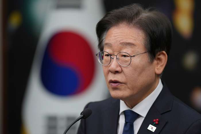 South Korean leaders seek calm after Yoon is impeached South Korean leaders seek calm after Yoon is impeached