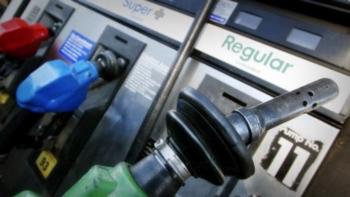 With holiday travel approaching, gas prices continue trending downward