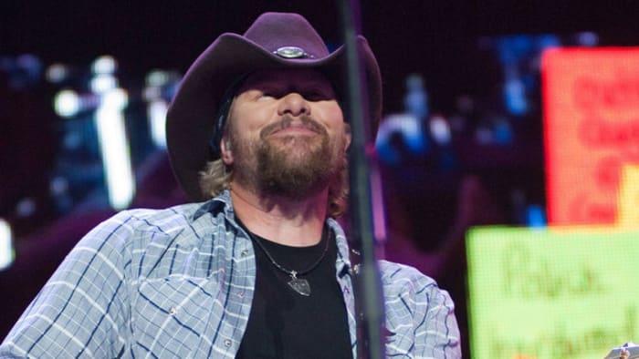 Toby Keith reveals cancer diagnosis