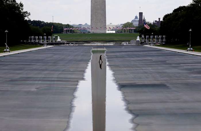 No evidence? No problem. Trump pushes ahead on false claims that Reflecting Pool was vandalized