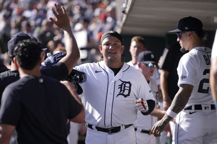 Dave Dombrowski celebrating Miguel Cabrera's 3,000th hit