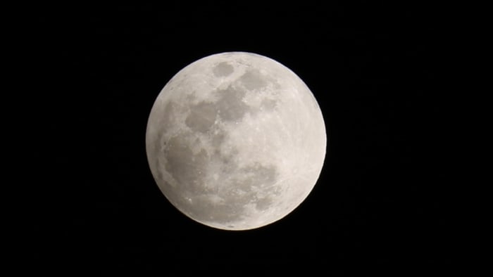 First Full Moon Of 21 To Shine Bright Thursday First Full Moon Of 21 To Shine Bright Thursday